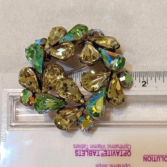 Vintage REGENCY Yellow Rhinestone Green Aurora Borealis AB Rhinestone Brooch Pin - Picture 11 of 11